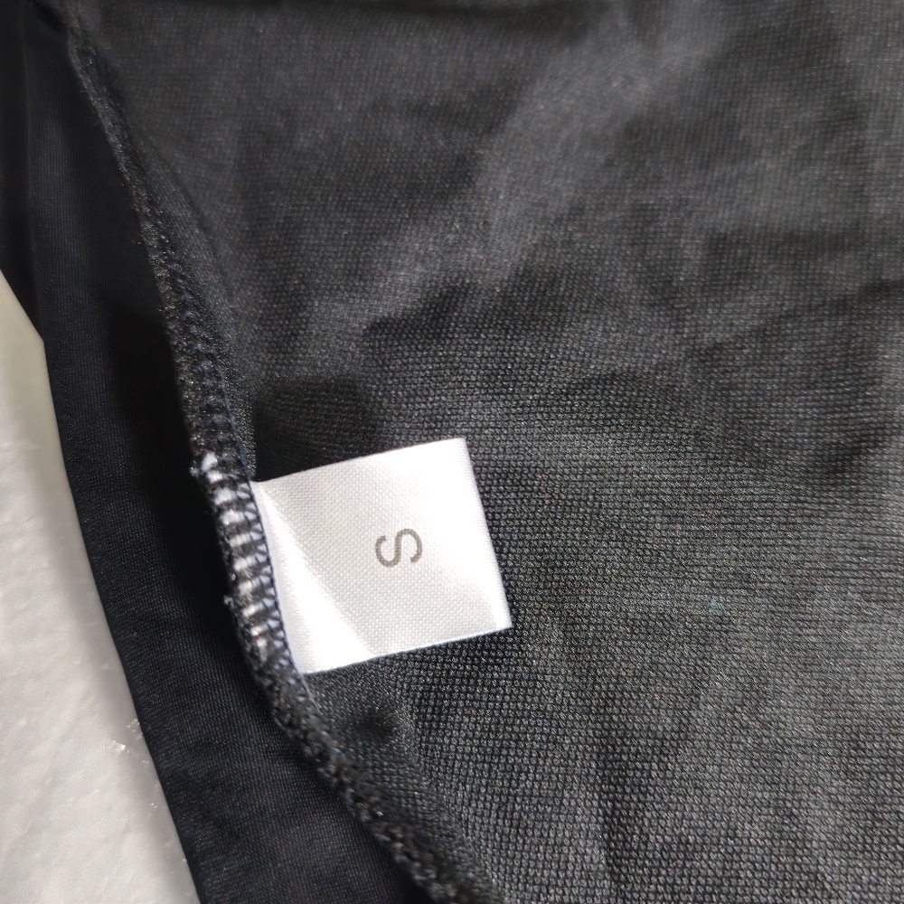 Womens Small Black‎ Halter Swimsuit Shorts One Piece - Picture 3 of 7